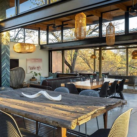 Rixile Kruger Lodge สกูกูซา ภายนอก รูปภาพ