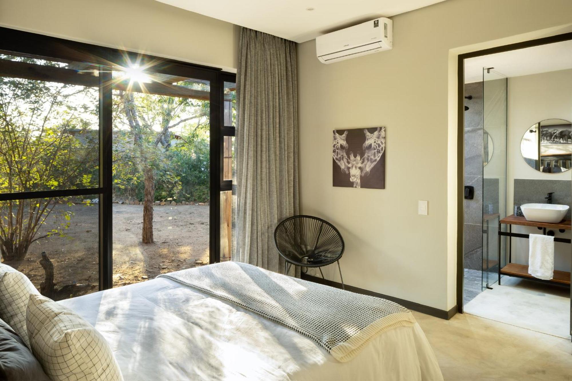 Rixile Kruger Lodge สกูกูซา ภายนอก รูปภาพ